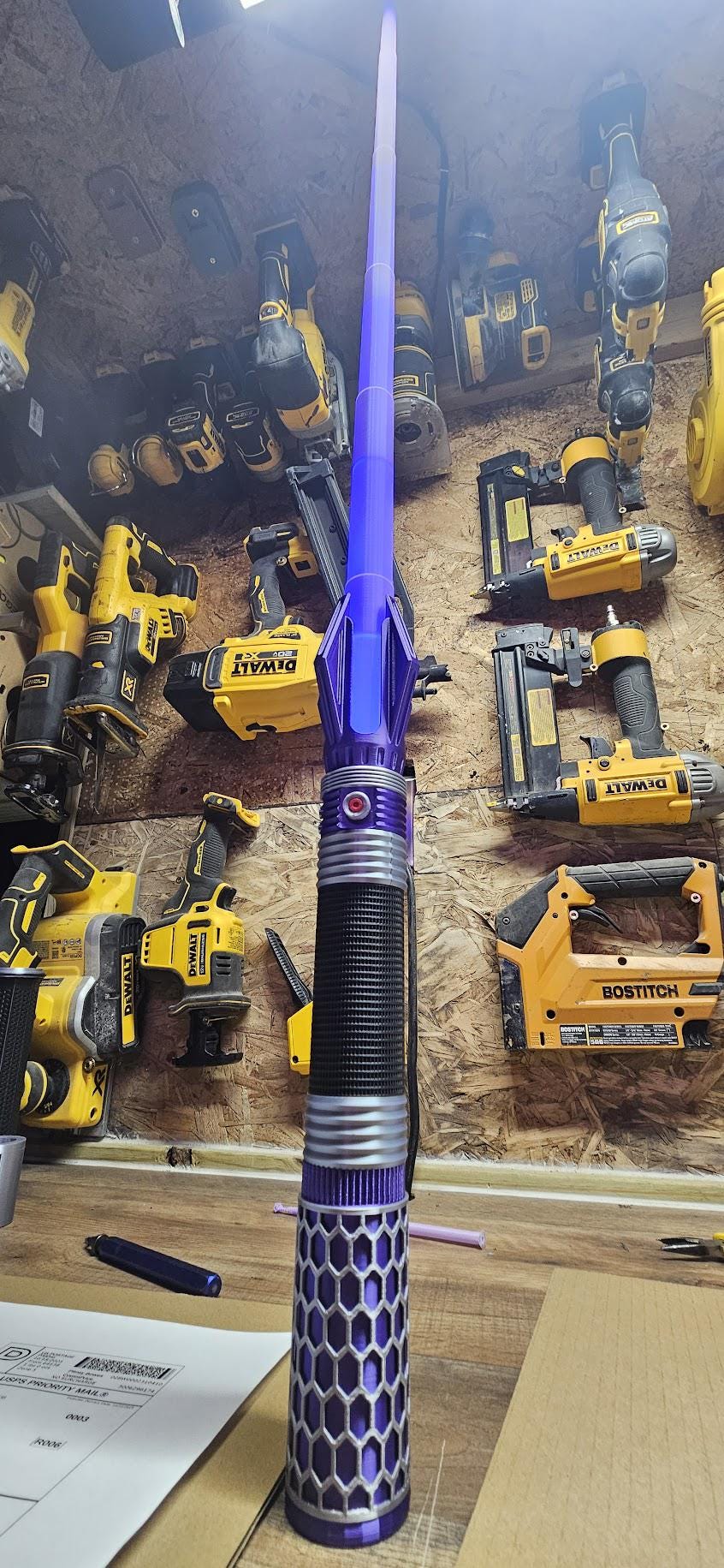 The Heretic Light up collapsible lightsaber!