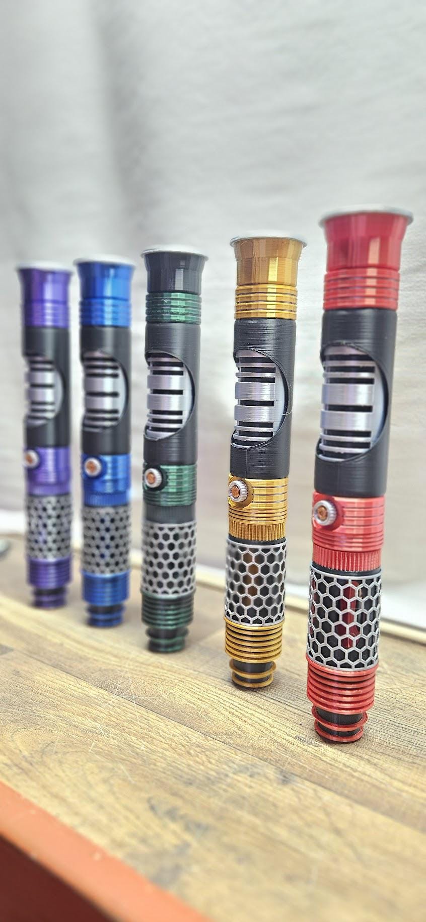 The Warden Light up collapsible lightsaber!
